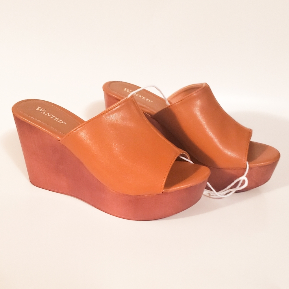 Wanted Tan London Wedges - Picture 4 of 6